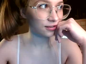 latina cam girl mekyy_no_neko image #2956395