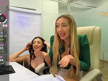 latina cam girl babesgowild image #3790551
