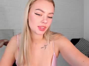 latina cam girl 8a8y_nura image #570166
