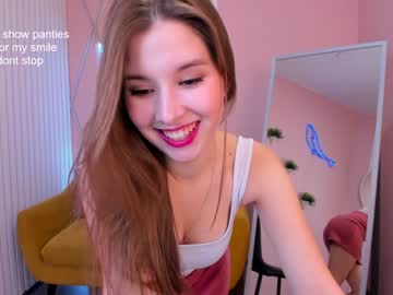 latina cam girl milablush image #1991553