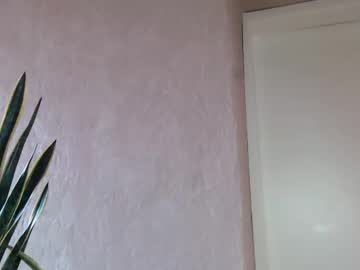 latina cam girl nika_la image #1958165