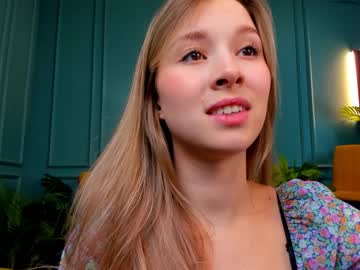 latina cam girl milablush image #2830928