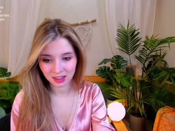 latina cam girl milablush image #2140729