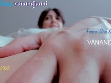 latina cam girl vanandjuani image #931634