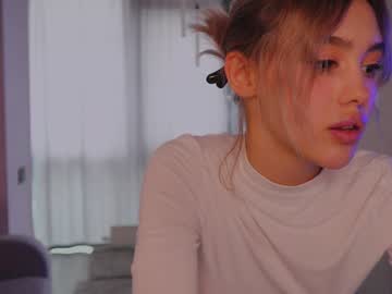 latina cam girl angella_kleee image #2733099