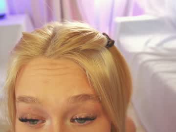 latina cam girl redhead_at_sunset image #3331944