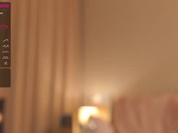 latina cam girl miaaperry image #2551505