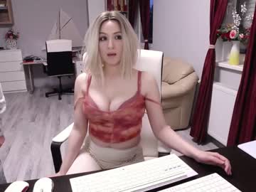 latina cam couple cute00kiara image #2784314