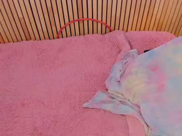 latina cam girl little_effy18 image #3856228