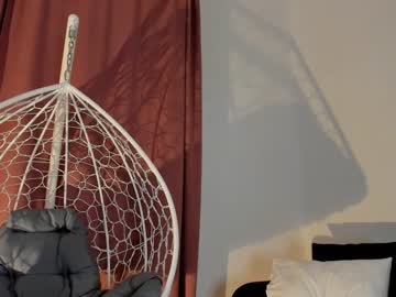 latina cam girl emilybatee image #2613671