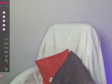 latina cam girl yourvirusqueen_ image #1503017