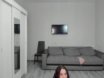 latina cam girl reilbell image #2683737
