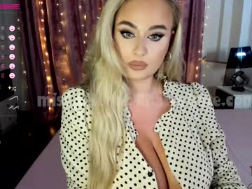 latina cam girl miss_elena image #1559377