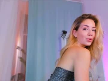 latina cam girl emmi_rosee image #1524489