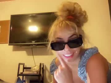 latina cam girl avamonroexo image #3282628