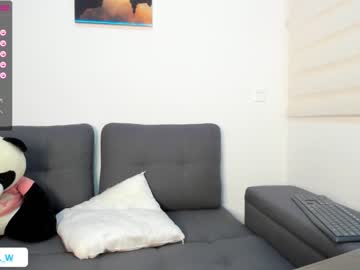 latina cam girl abigail_w image #2962059