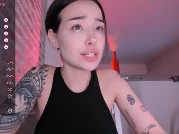 latina cam girl uhhottie image #4230285