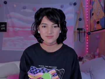 latina cam girl kittenmoon_ image #4377888