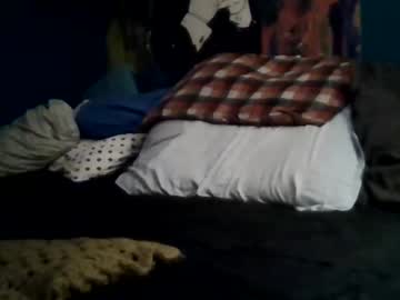 latina cam couple togoodforu122 image #4677590