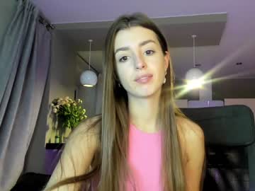latina cam girl coy_amina_ image #2217492