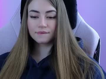 latina cam girl strawberryjamx image #2735673