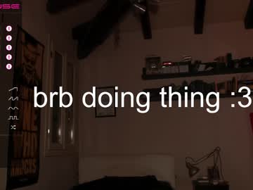 latina cam man dumbnerd3 image #3213076