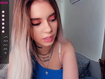 latina cam girl elfas_cute image #3201583