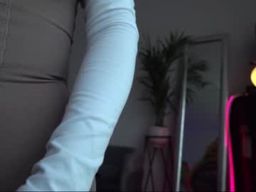 latina cam girl beyllove_d image #375202
