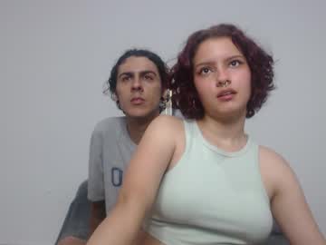 latina cam couple elietteylydian image #380829