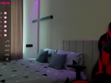 latina cam girl angella_kleee image #1058250
