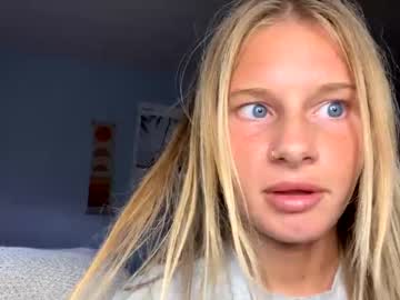 latina cam girl verycherryxx image #4637131