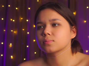 latina cam girl helenmoors image #3295675