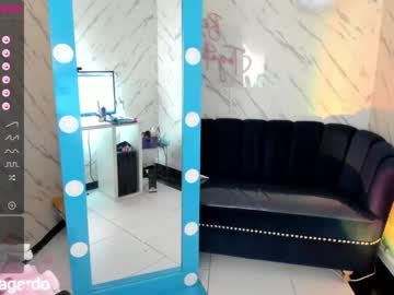 latina cam girl sweet_littleee image #1341293