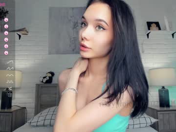 latina cam girl riskyproject image #4172291