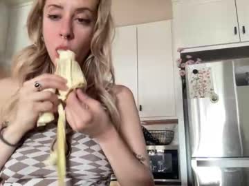 latina cam girl lilysirenblue image #4729337