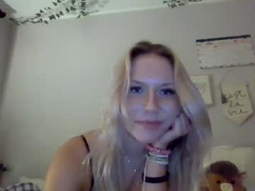 latina cam girl xprettyinpinkx image #3010746