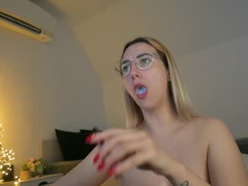 latina cam girl allayah image #4547100