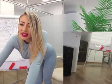 latina cam girl babesgowild image #3051167