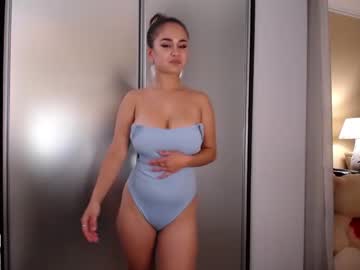 latina cam girl kerelai image #1900843