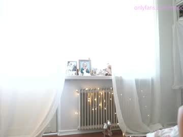 latina cam girl pureangeldolores image #1881240