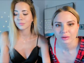 latina cam girl emmi_rosee image #2016082