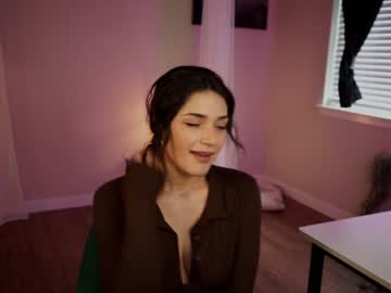 latina cam girl jadeperez_ image #2328606
