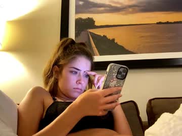 latina cam girl oksavv image #4724202