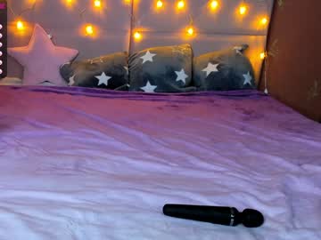 latina cam girl stella_francess image #1284363