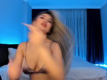 latina cam girl bae_suz image #294550