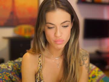latina cam girl melodymate image #1022050