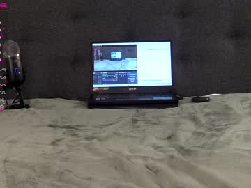 latina cam girl blondehottiekerry image #2564107