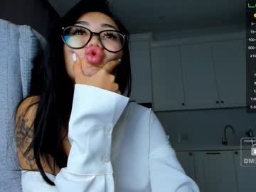 latina cam girl miyong_7 image #1789483