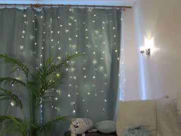 latina cam girl coverm image #1624809
