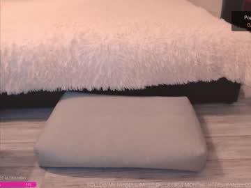 latina cam girl hermione_an image #451479